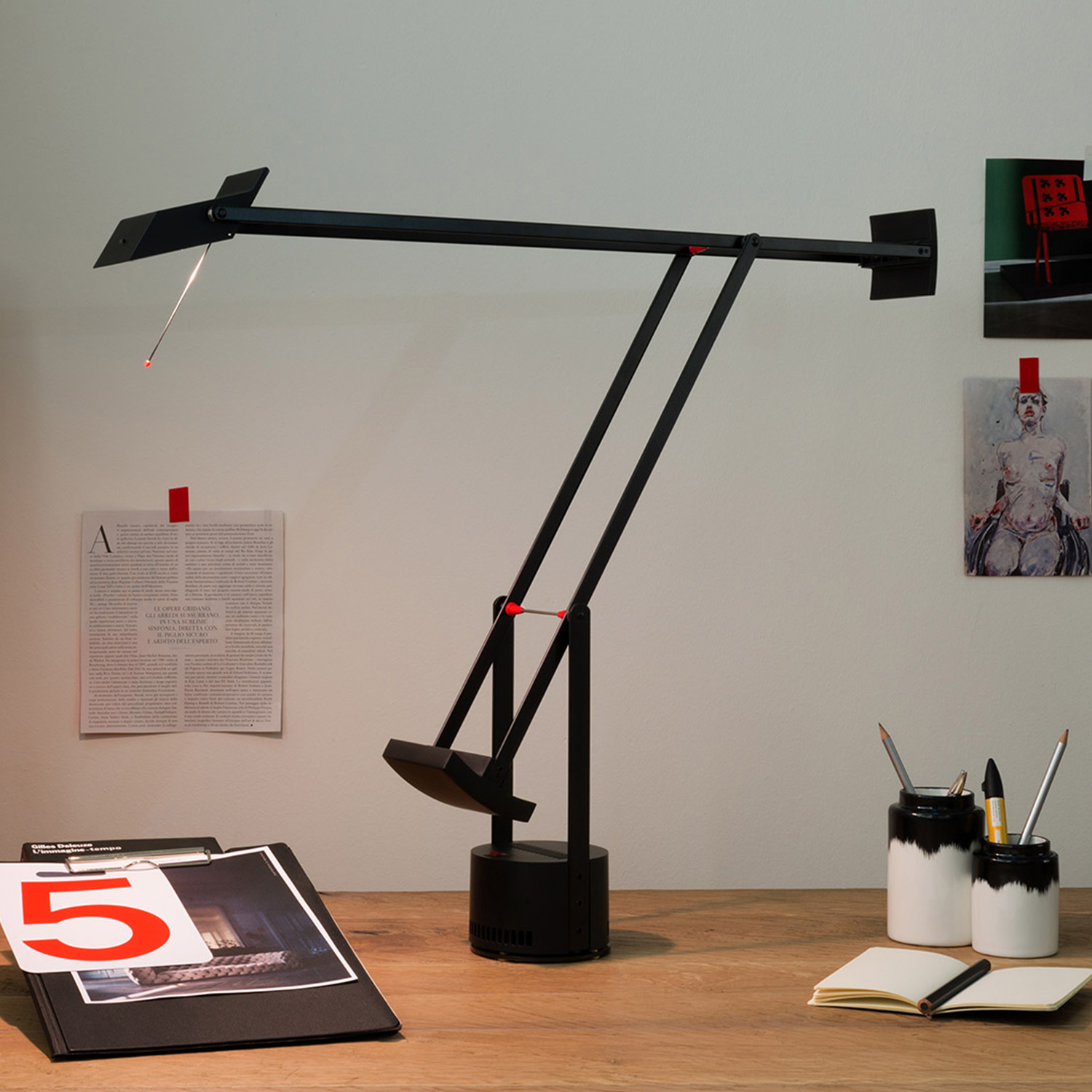 Artemide Tizio 35 skrivebordslampe, sort - Bilde 4
