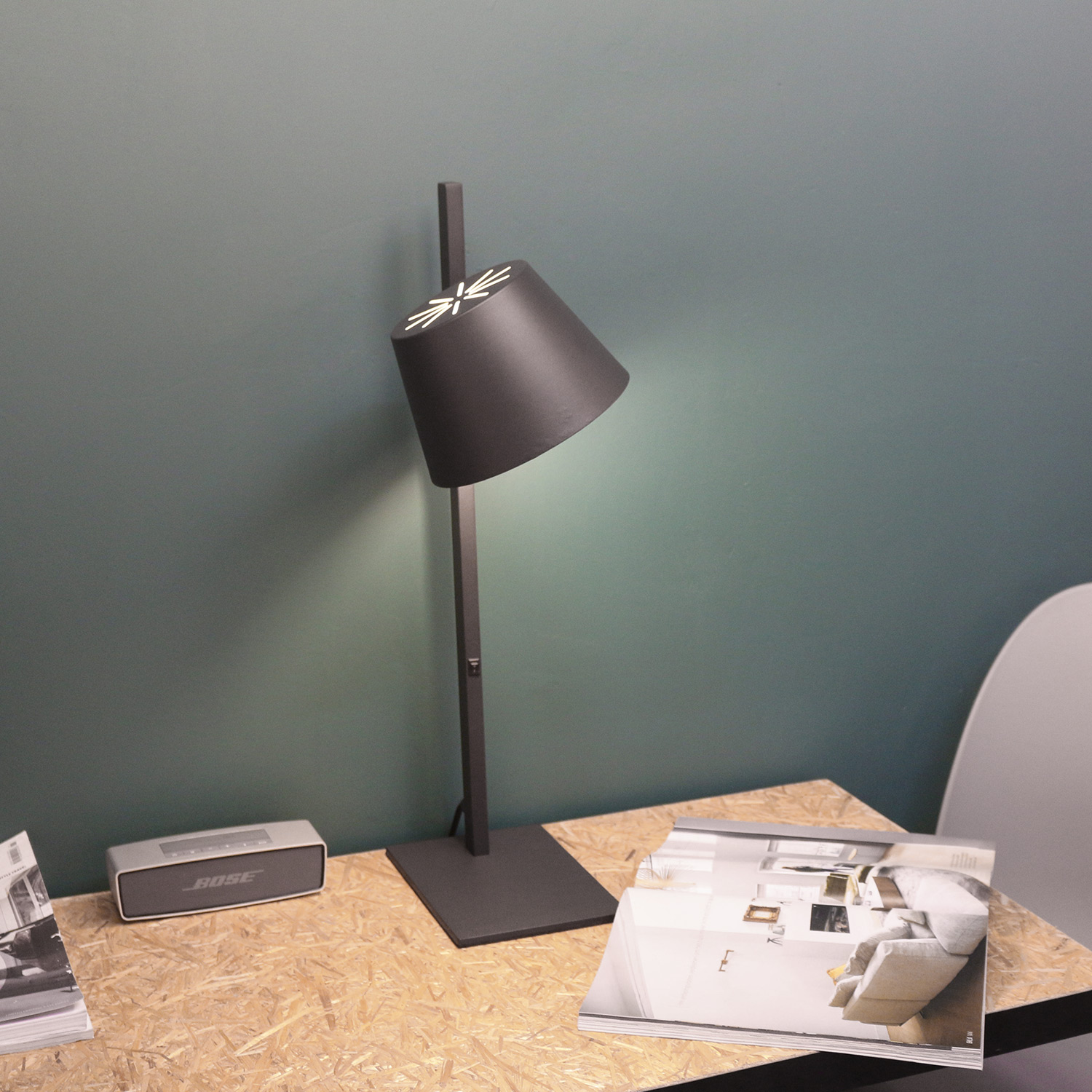 Polus bordlampe, sort