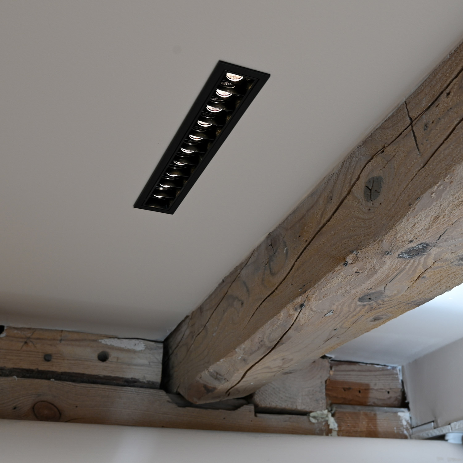 Cold 10 downlight, hvit/sort