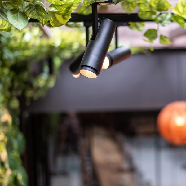 Zoom LED skinnespot, sort/hvit